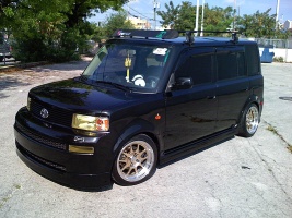 Scion xB tire size