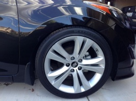 Hyundai Elantra tire size