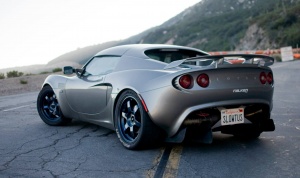 Lotus Elise tire size