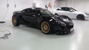Lotus Elise tire size
