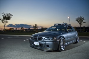BMW 330 tire size