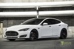 Tesla Model S tire size