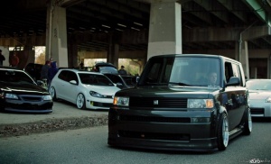 Scion xB tire size