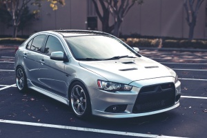 Mitsubishi Lancer Sportback tire size
