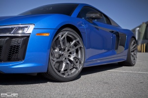 Audi R8 tire size