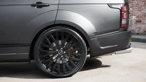 Land Rover Range Rover tire size