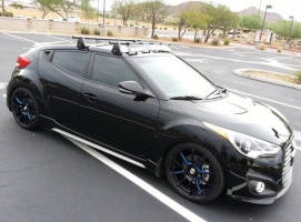 Hyundai Veloster tire size