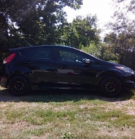 Ford Fiesta tire size