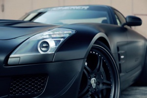 Mercedes-Benz SLS AMG Black Series tire size