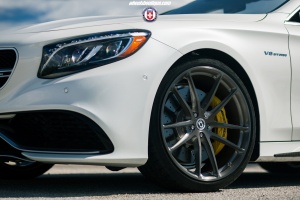 Mercedes-Benz AMG S63 tire size
