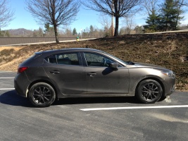 Mazda Mazda3 tire size