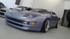 Nissan 300ZX 2-seat tire size