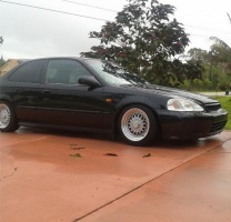 Honda Civic tire size