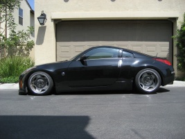 Nissan 350Z tire size