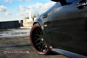 BMW M5 tire size