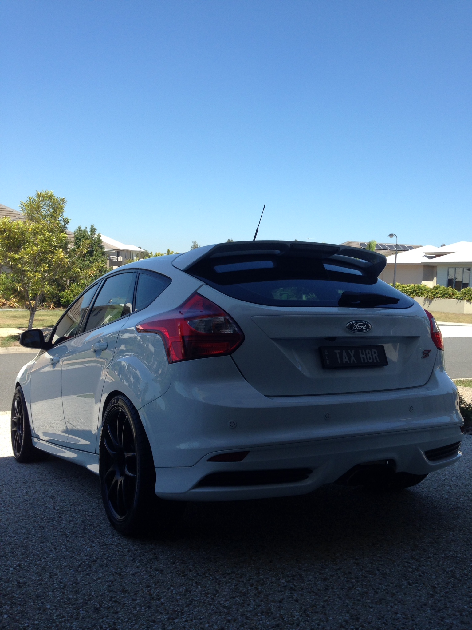 Ford Focus ST custom wheels Work CR Kiwami 19x8.5, ET +42, tire size
