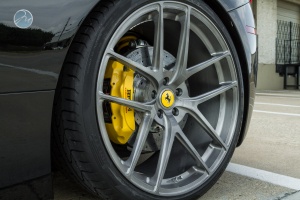 Ferrari 458 Italia tire size