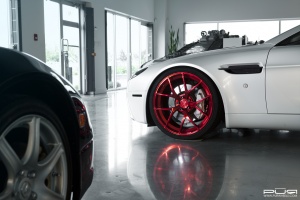 Aston Martin V8 Vantage tire size