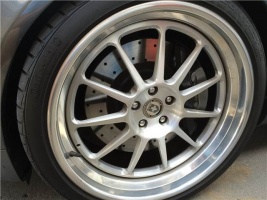 Audi S8 tire size