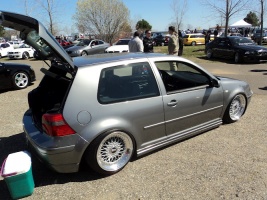 Volkswagen Golf tire size