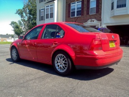Volkswagen Jetta tire size