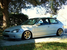 Honda Civic tire size