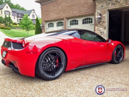 Ferrari 458 Italia tire size