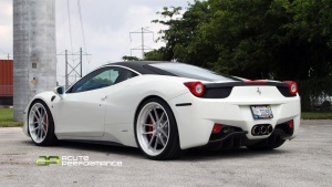 Ferrari 458 Italia tire size