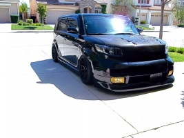 Scion xB tire size