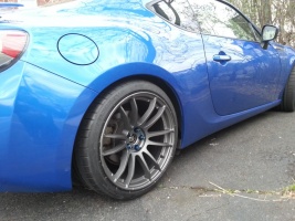 Subaru BRZ tire size