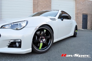 Subaru BRZ tire size