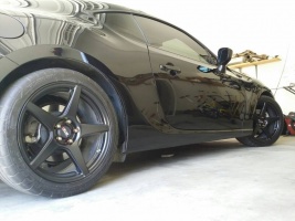 Scion FR-S tire size