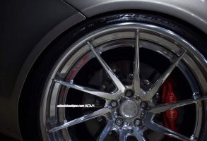 Mercedes-Benz SLR McLaren tire size