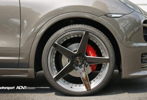 Porsche Cayenne tire size