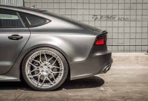 Audi RS 7 tire size
