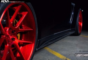 Nissan GT-R tire size