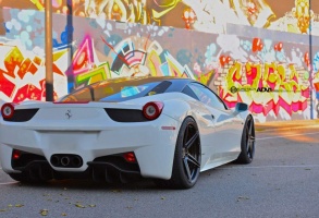 Ferrari 458 Italia tire size