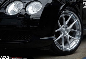 Bentley Continental GT tire size