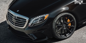 Mercedes-Benz AMG S tire size