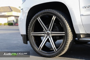 Chevrolet Tahoe tire size