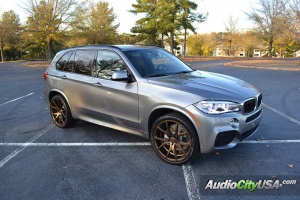 BMW X5 M tire size