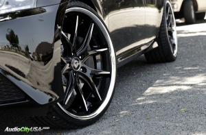 Lexus GS 350 tire size