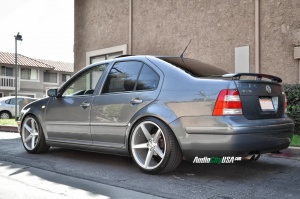 Volkswagen Jetta tire size