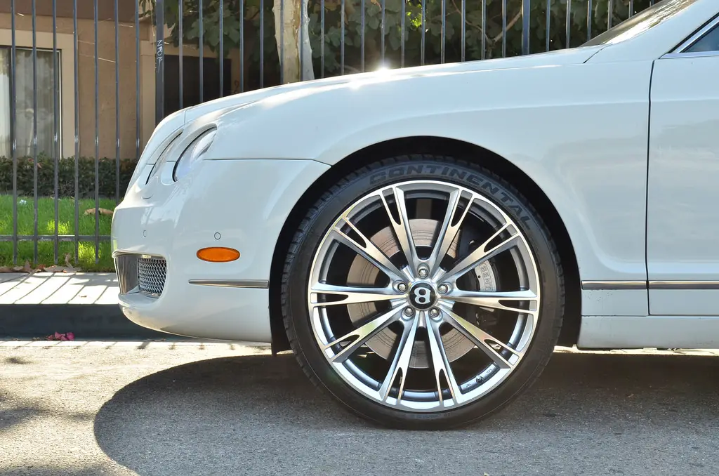 Bentley Continental Flying Spur Custom Wheels Ace Aspire