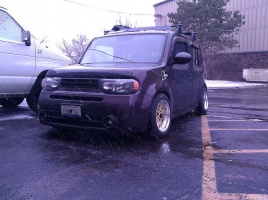 Nissan Cube tire size