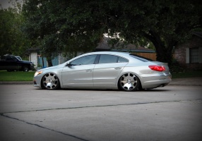 Volkswagen CC tire size