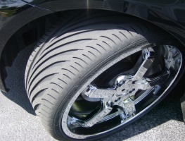 Lexus IS 250 tire size