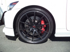 Lexus GS 350 tire size