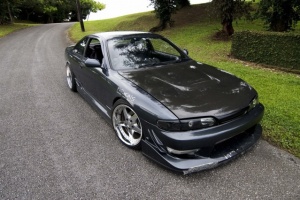 Nissan S14 tire size