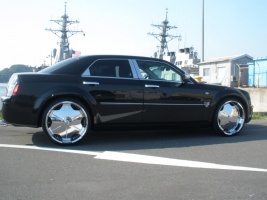 Chrysler 300C tire size